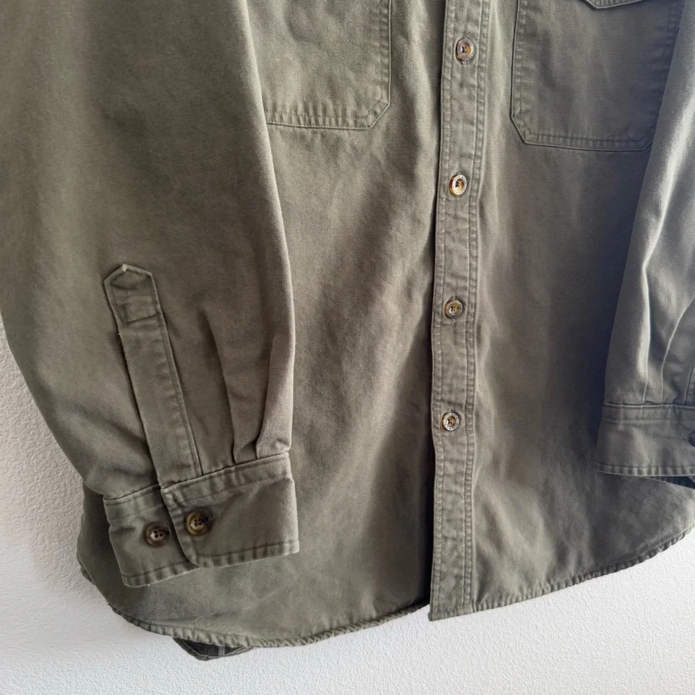 Woolrich classic button